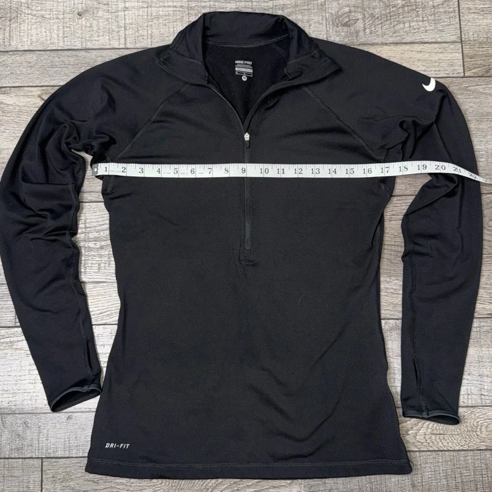 Nike Dry-Fit Black Half-Zip Performance Sweatshirt - Picture 4 of 8